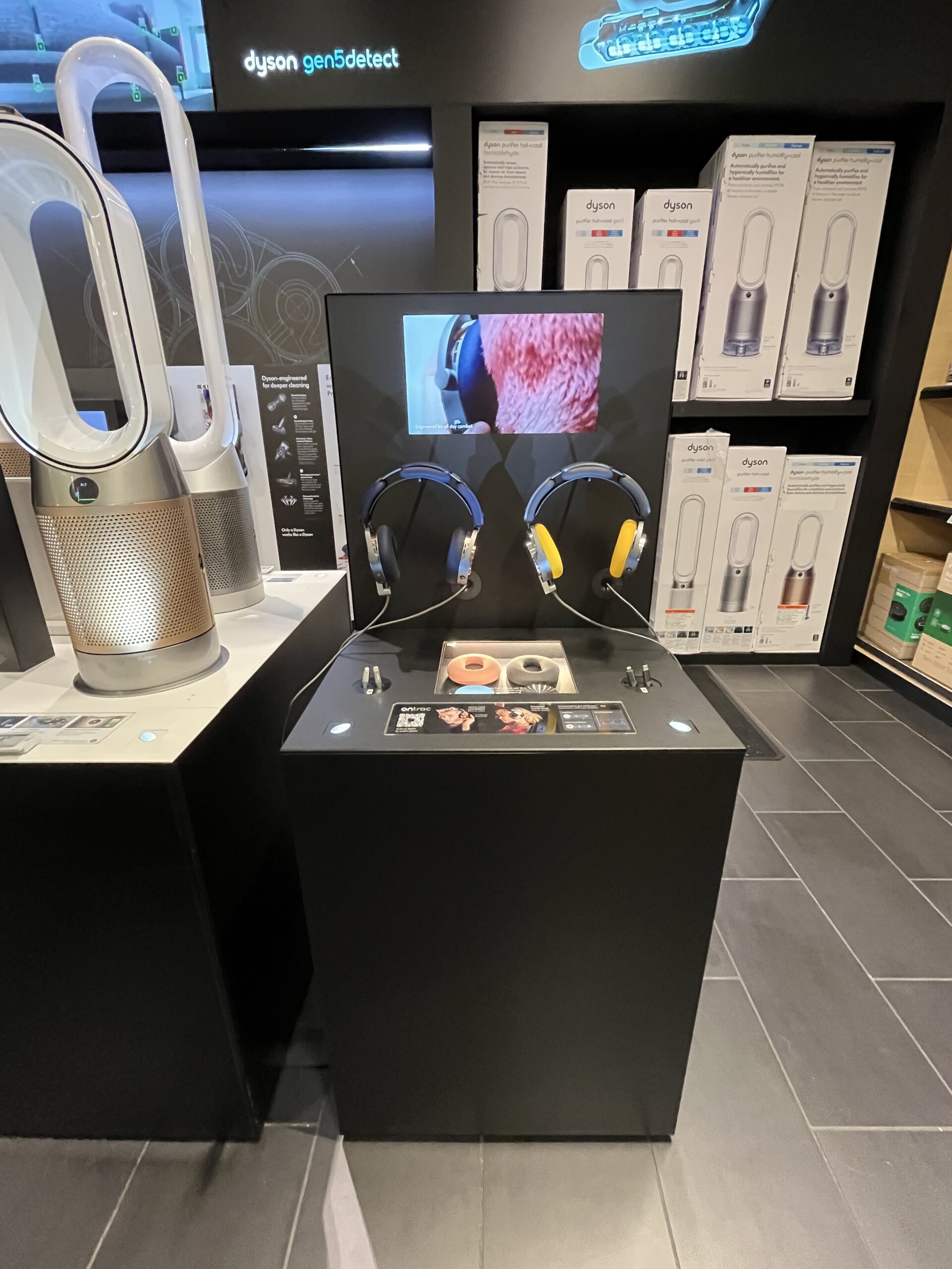 Dyson OnTrac Display